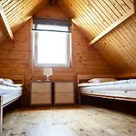 Vakantiepark Pod Debami Wicie- Drewniane Nad Morzem *