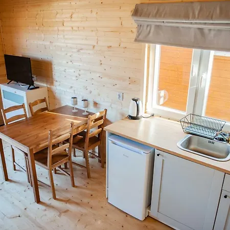 Pod Debami Wicie- Drewniane Nad Morzem * ビチェ