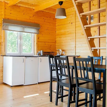 Pod Debami Wicie- Drewniane Nad Morzem *