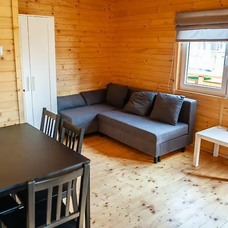 Pod Debami Wicie- Drewniane Nad Morzem Ferienpark